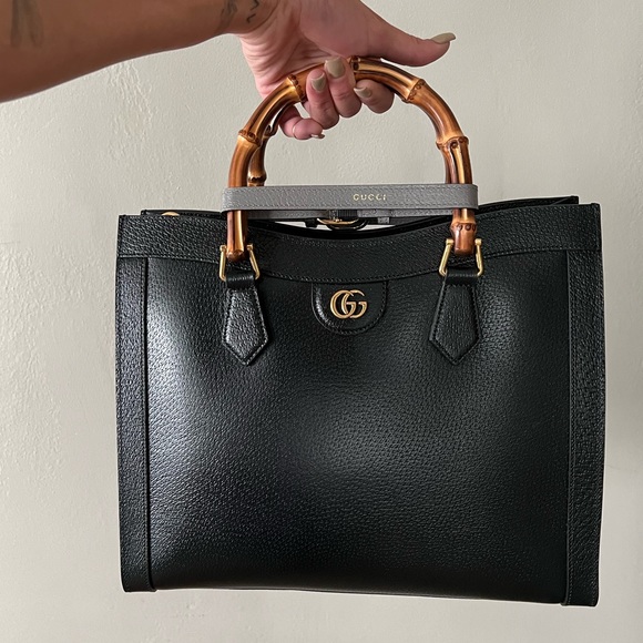 Sold Gucci Diana Small Tote Bag - Picture 2 of 4